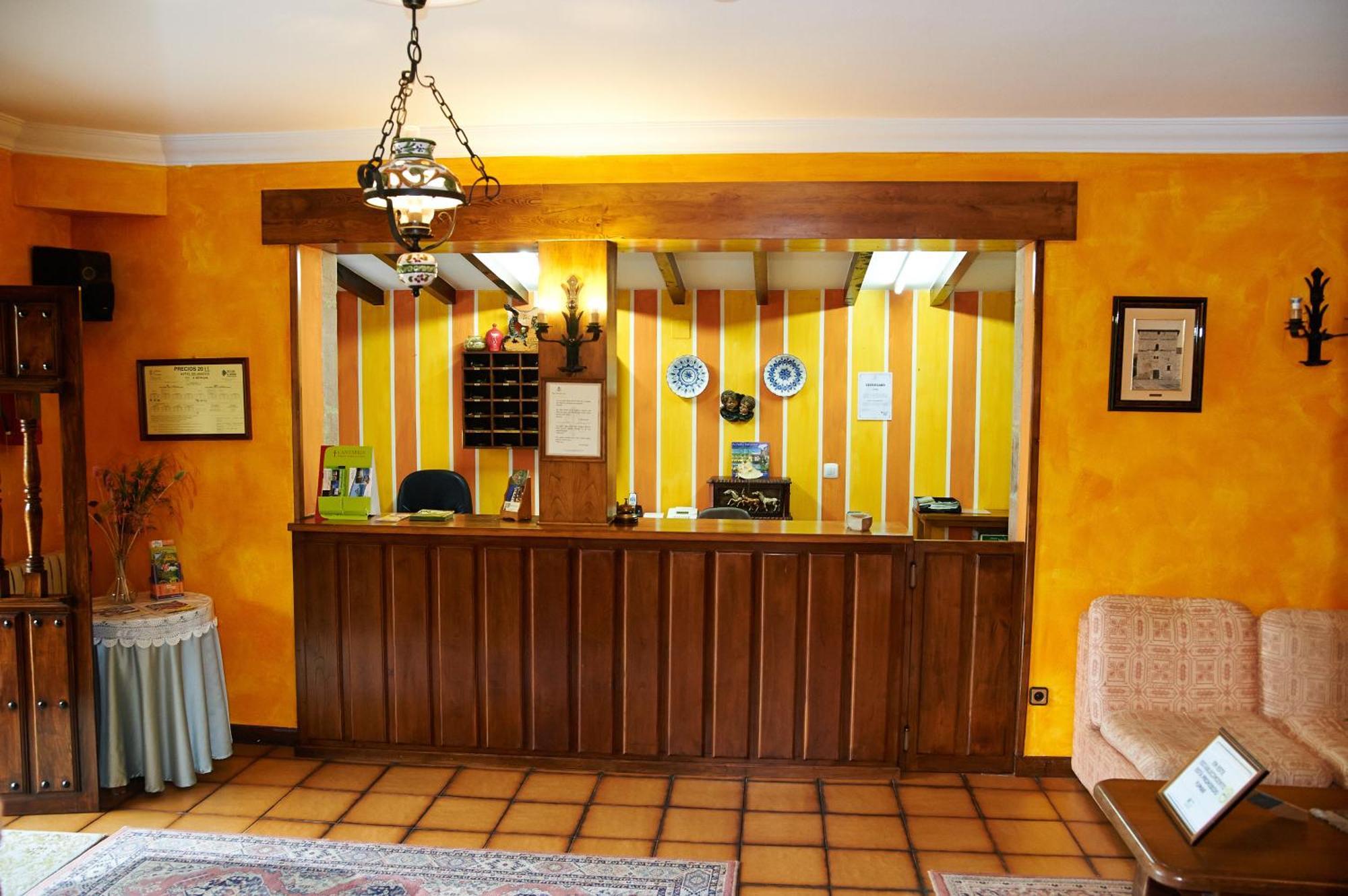 Hotel Los Angeles 산틸라나델마르 외부 사진